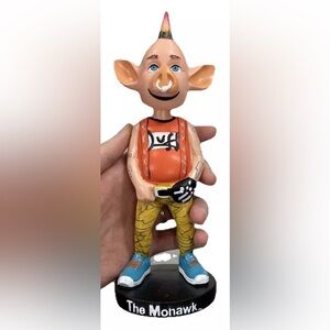 Reuzel Mohawk Bobblehead Figurine Duff Pig - not for sale